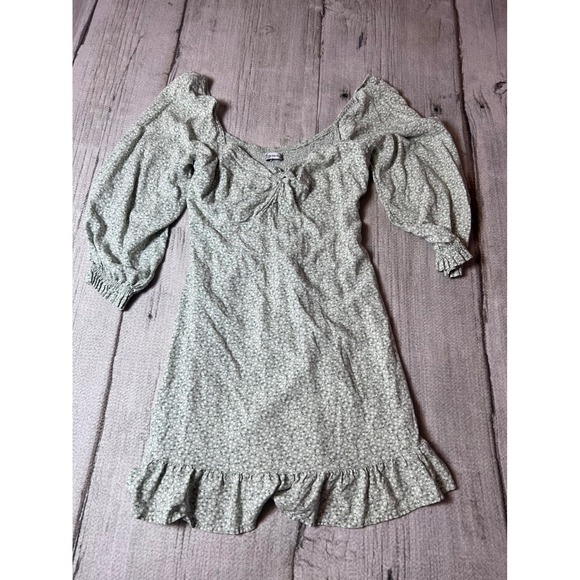 Hollister Dresses & Skirts - Hollister Floral Mini Dress Womens‎ Medium Green Excellent Puff Sleeve Smocked